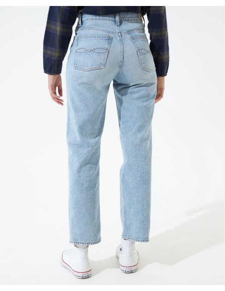 Jean Straight tono claro para mujer
